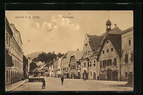 AK Weyer /Enns, Partie auf dem Marktplatz, mit Pavillon