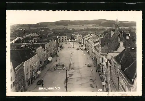 AK Braunau a. I., Hauptstrasse aus der Vogelschau