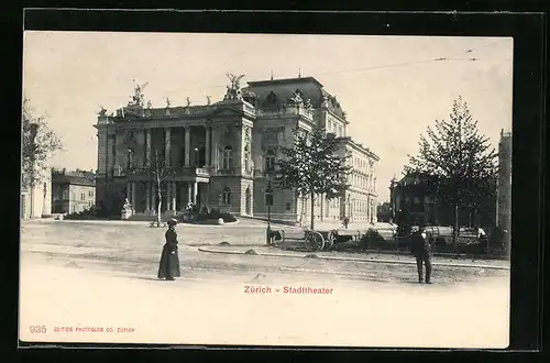 AK Zürich, Stadttheater mit Strassenpartie