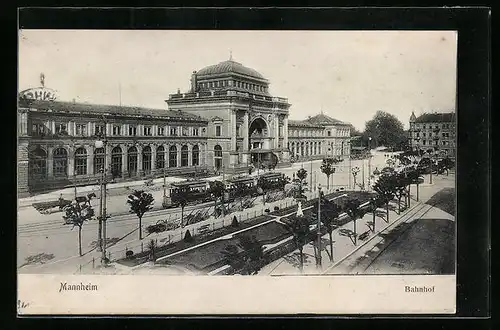 AK Mannheim, Strassenbahn am Bahnhof
