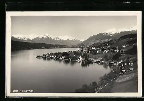 AK Millstatt, Panoramablick auf Ort, See und Alpen