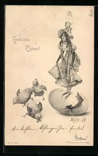 Künstler-AK M. Munk Nr. : Hübsche Dame mit lockigen Haaren im Kleid steht auf einem zerbrochenen Ei