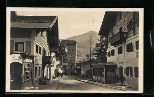 AK Zell am See, Strassenpartie mit Cafes