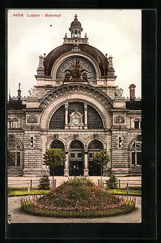 AK Luzern, Frontalansicht des Bahnhofs