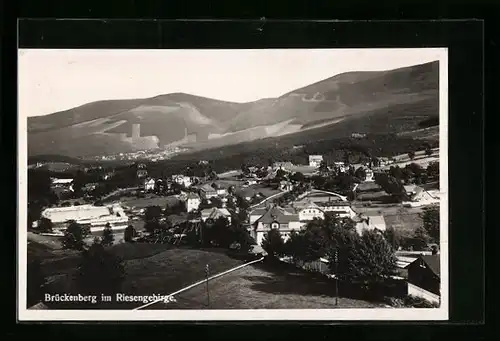 AK Brückenberg, Blick auf den Ort im Riesengebirge
