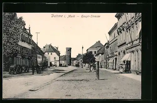 AK Dahme i. Mark, Passanten in der Hauptstrasse