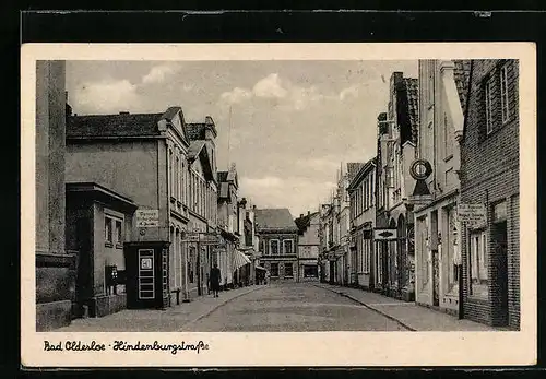 AK Bad Oldesloe, Hindenburgstrasse mit Friseur