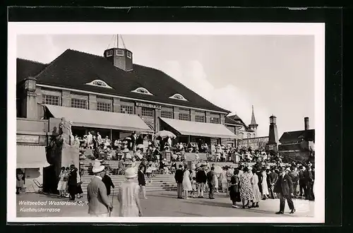 AK Westerland-Sylt, Besucher im Weltseebad, Kurhausterrasse