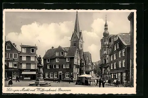 AK Solingen, Markt mit Waffenschmied-Brunnen