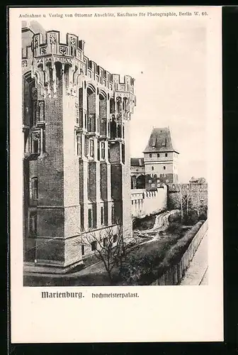 AK Marienburg, Strassenansicht des Hochmeisterpalastes