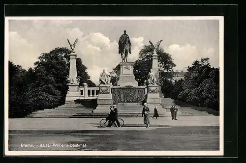 AK Breslau, Kaiser-Wilhelm-Denkmal mit Passanten