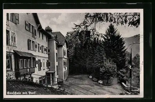 AK Hornberg /Schwarzwaldbahn, Gauschule Hornberg der  Amt für Beamte Gau Baden mit Park