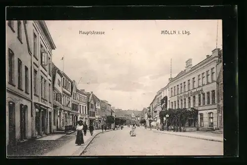 AK Mölln i. Lbg., Hauptstrasse mit Hotel Stadt Hamburg