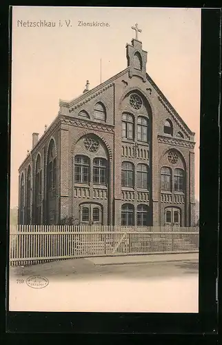 AK Netzschkau i. V., Zionskirche mit Strassenpartie