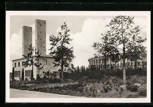 AK Berlin, Reichssportfeld, Osttor mit Blick auf Kampfbahn