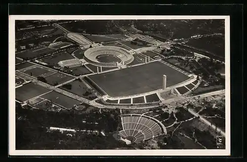 AK Berlin, Reichssportfeld, Gesamtansicht mit Freilichtbühne, Fliegeraufnahme