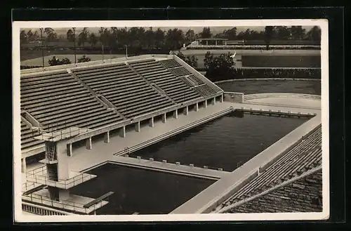 AK Berlin, Das Schwimmstadion