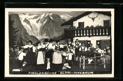 AK Innsbruck, Tirolerbühne-Blaas, Trachtenkapelle