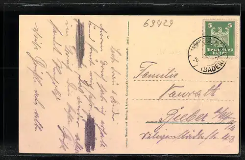 AK Strümpfelbrunn /Odenw., Strassenpartie mit Strommast und Kirche