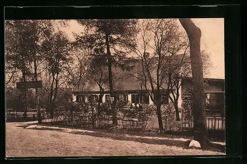 AK Bad Freienwalde a. O., Restaurant Sparrenbusch mit Garten von der Strasse gesehen