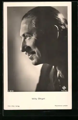AK Schauspieler Willy Birgel zur Seite blickend
