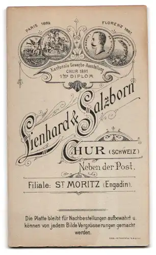 Fotografie Lienhard & Salzborn, Chur, Hübscher Knabe im Matrosenanzug
