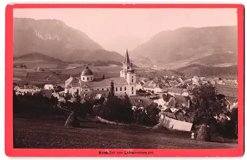 Fotografie Nicolaus Kuss, Mariazell, Ansicht Mariazell, Blick in den Ort vom Calvarienberg aus gesehen, 1895