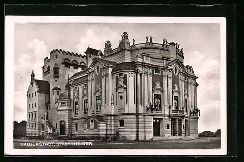 AK Halberstadt, Blick auf das Stadttheater