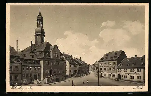 AK Waldenburg i. Sa., Hotel Goldener Löwe am Markt