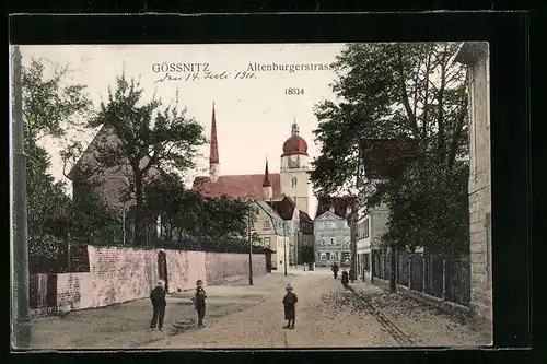 AK Gössnitz /S.-A., Partie in der Altenburgerstrasse mit Blick auf Kirche