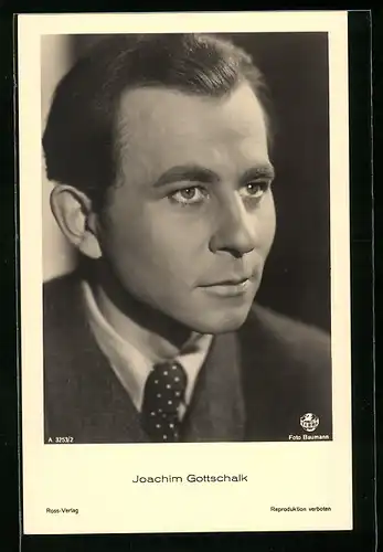 AK Schauspieler Joachim Gottschalk ernst schauend