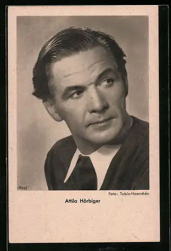 AK Schauspieler Attila Hörbiger mit gerunzelter Stirn