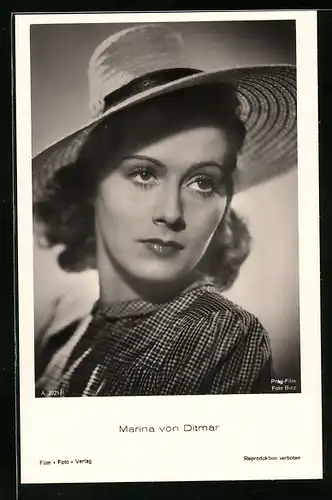 AK Schauspielerin Marina von Ditmar mit Hut