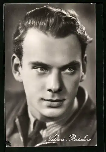 AK Schauspieler Alexei Batalow freundlich schauend