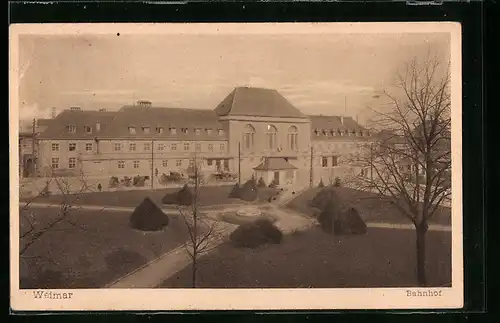 AK Weimar, Bahnhof mit Vorplatz