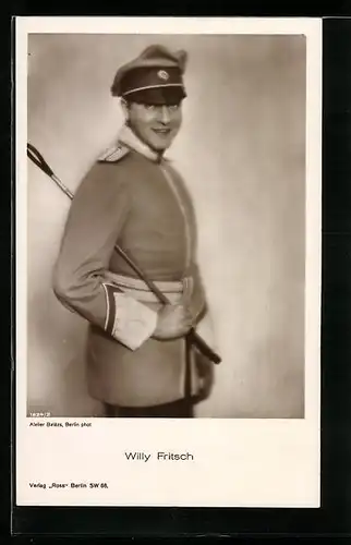 AK Schauspieler Willy Fritsch in Uniform