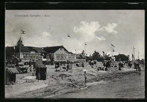 AK Grömitz i. H., Strand mit Villen
