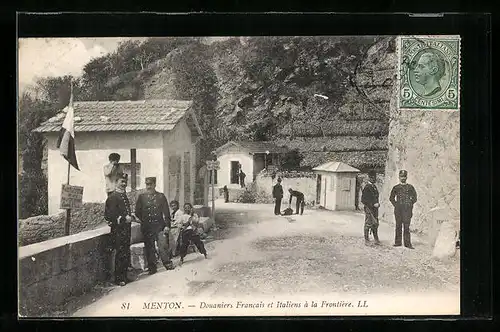 AK Menton, Douaniers Francias et Italiens à la Frontière, Grenze