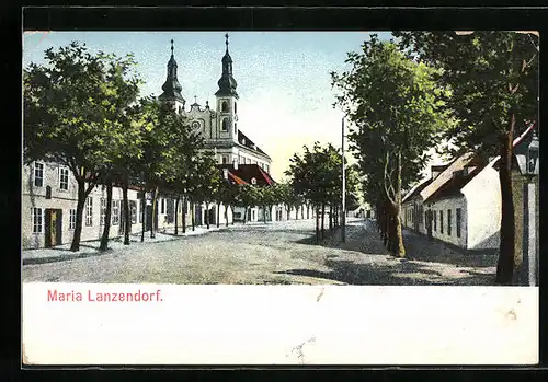 AK Maria Lanzendorf, Strassenansicht mit Kirche