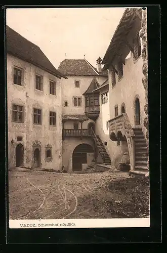 AK Vaduz, Schlosshof nördlich
