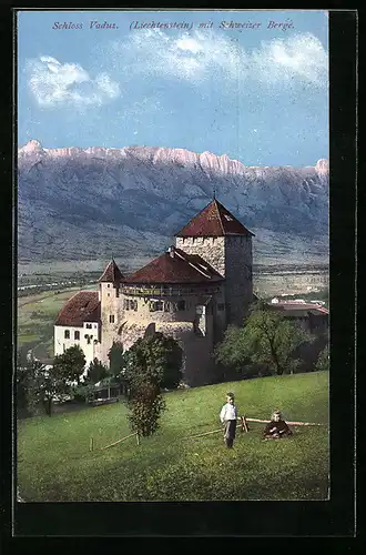 AK Vaduz, Schloss Vaduz und Schweizer Berge