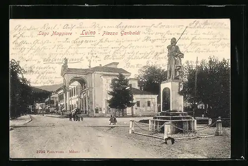 AK Luino /Lago Maggiore, Piazza Garibaldi