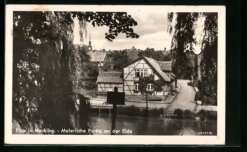 AK Plau in Mecklenburg, Malerische Partie an der Elbe