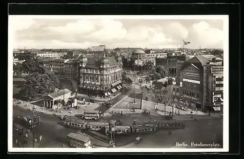 AK Berlin, Strassenbahnen auf dem Potsdamerplatz