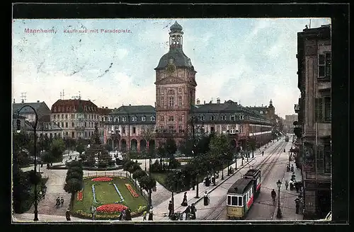 AK Mannheim, Kaufhaus mit Paradeplatz und Strassenbahn