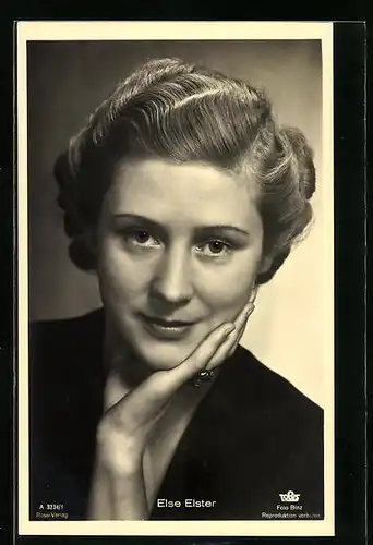 AK Schauspielerin Else Elster mit aufgestütztem Kopf
