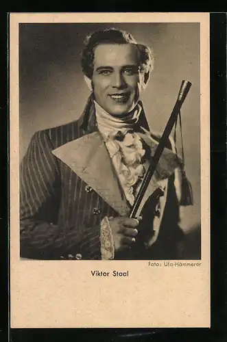 AK Schauspieler Viktor Staal mit Gehstock