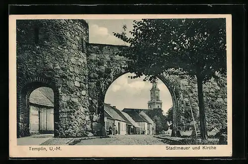 AK Templin /Mark, Stadtmauer und Kirche