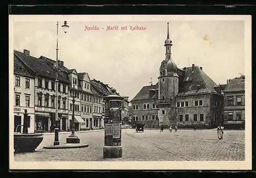 AK Apolda, Markt mit Rathaus, Litfasssäule