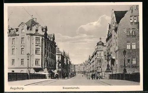 AK Augsburg, Partie in der Bismarckstrasse mit Bismarck-Drogerie